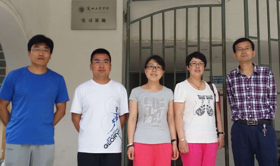 土木工程学院在峨眉山建立工程地质实习基地