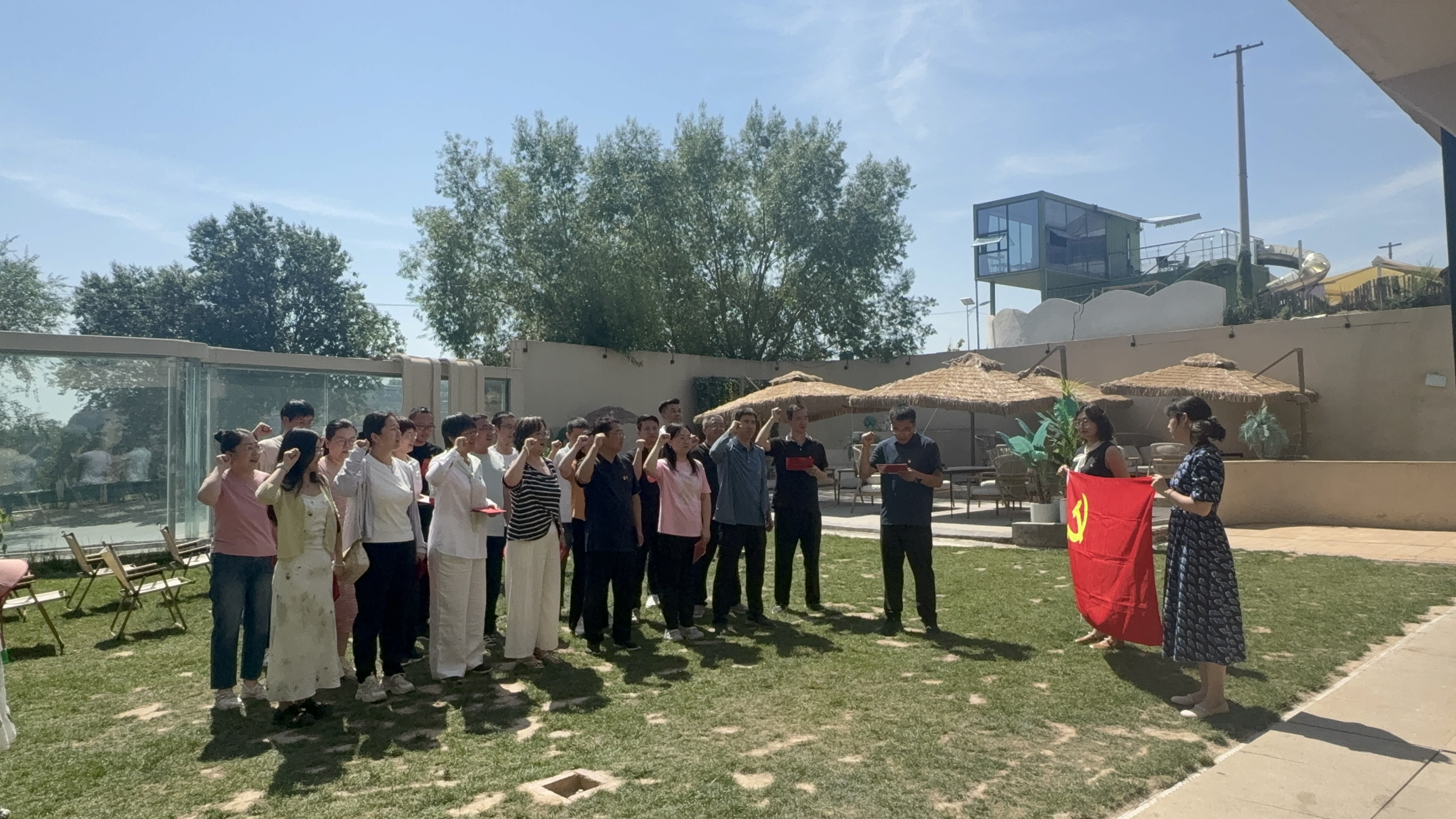 土木工程学院党委开展 “红心向党筑根基·匠心建造新征程”主题教育活动