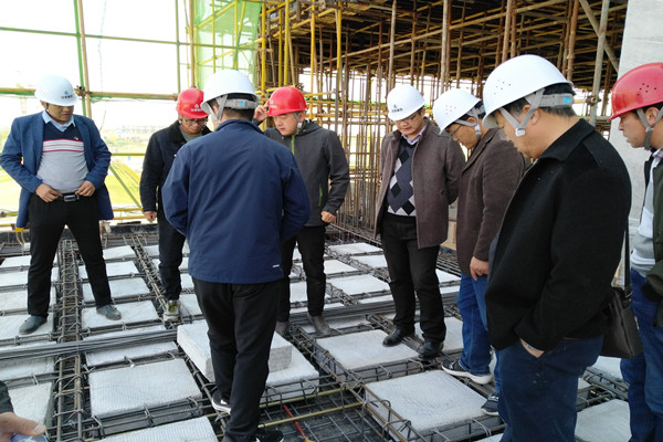 土木工程学院教工党支部组织开展“凝心聚力跟党走、不忘初心再出发”主题党日活动